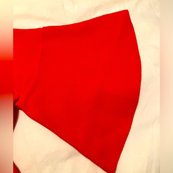 Ann Taylor Viscose Blend Bell Sleeve Petite Top- NWT - Picture 3 of 7